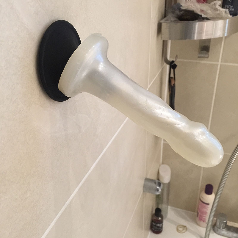 Shower suction dildo