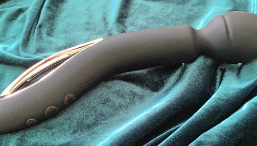 The O-Wand Rechargeable Massager