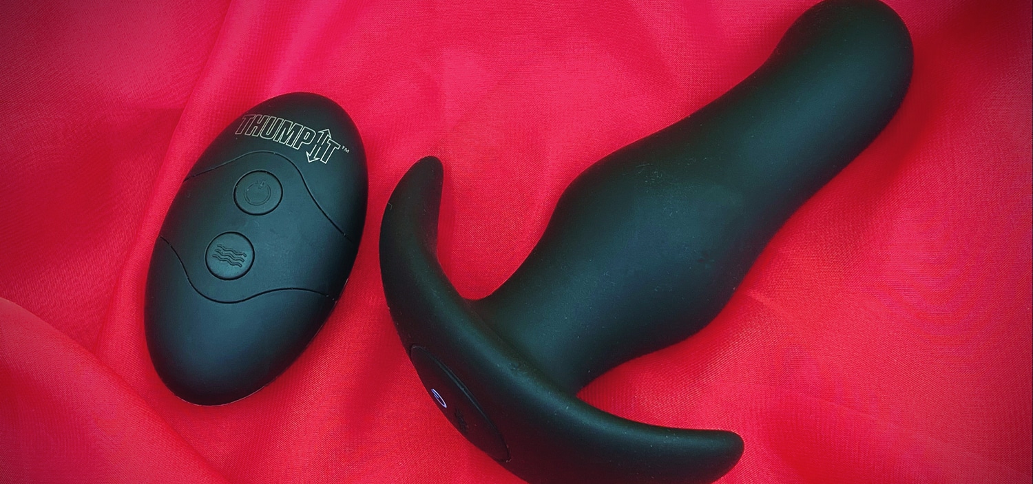 THUMP IT 7x Curved Thumping Anal Plug - The Big Gay Review THUMP IT 7x Curved Thumping Anal Plug - The Big Gay Review